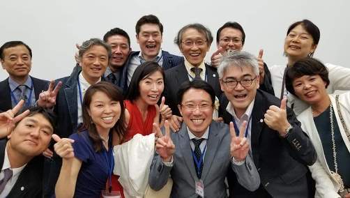 理事・評議員の先生方との写真 理事・評議員の先生方との写真